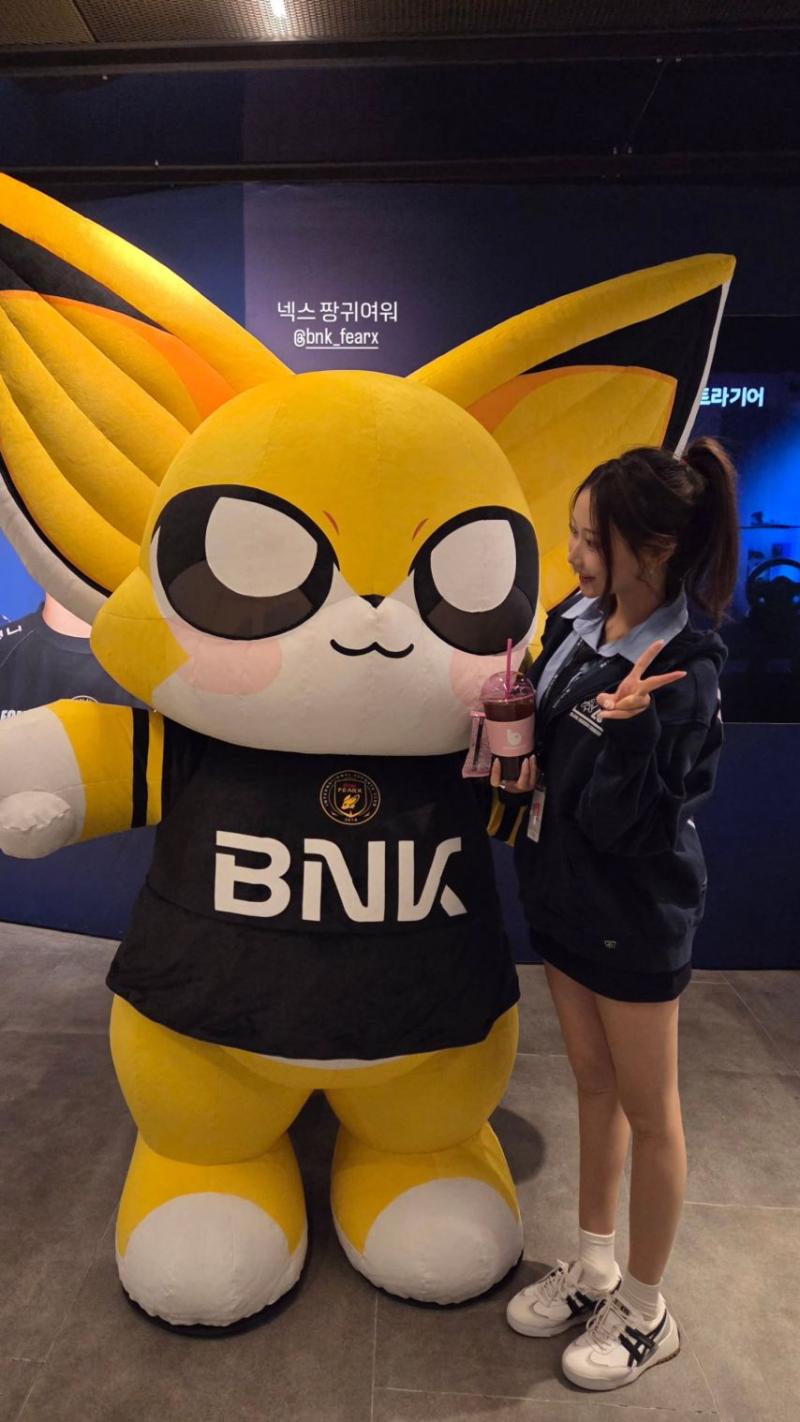 손은설 아나운서