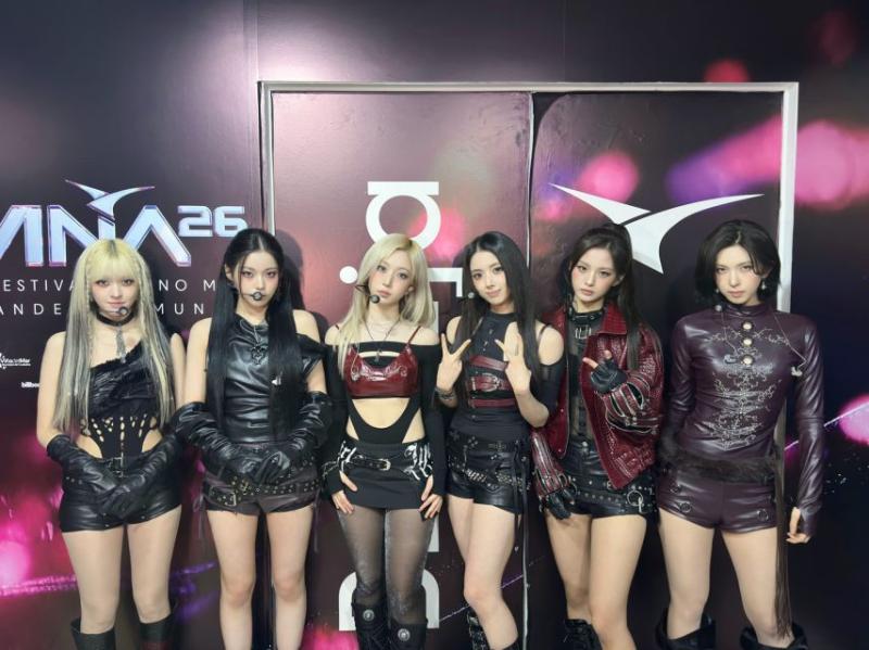 엔믹스 / 릴리 / 해원(릴리,설윤,지우,규진)