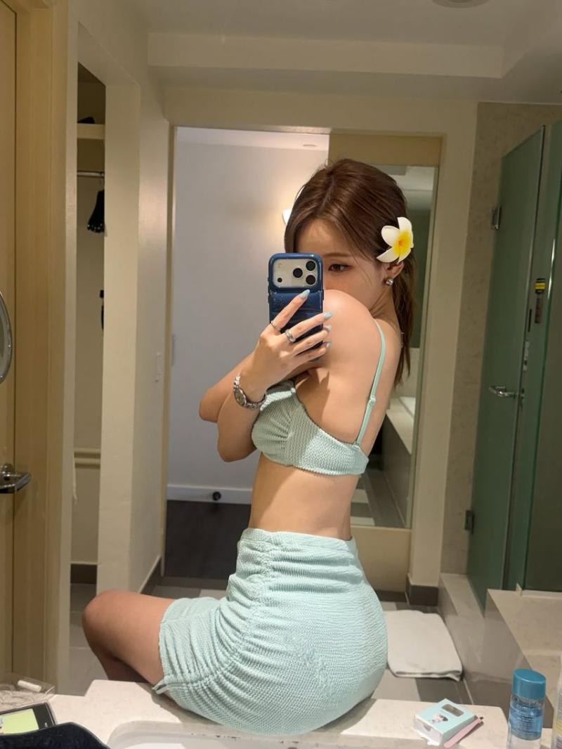 KISS OF LIFE (키스오브라이프) 벨