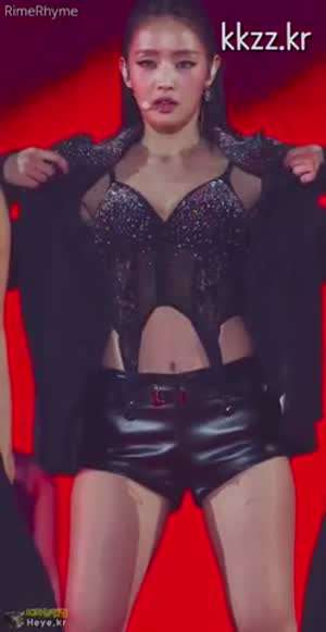 숙이는 아이들 민니