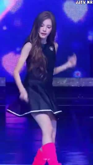 옆지퍼 블랙 나시 원피스 하츠투하츠 유하.mp4