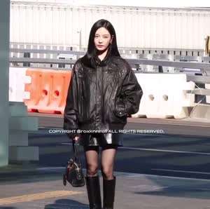 패션위크 출국한다는 에스파 닝닝(구찌).MP4