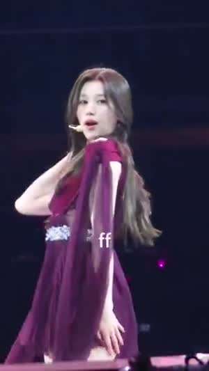 시스루 자주색 실크 원피스 트와이스 사나 섹시 눈빛