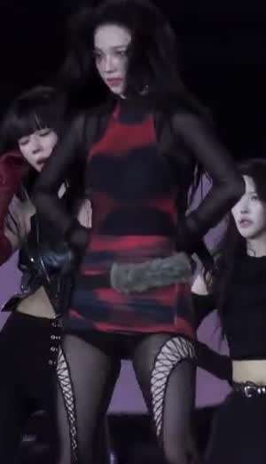 방콕 SM콘 슬림 원피스 구멍난 검스 에스파 카리나 (2)