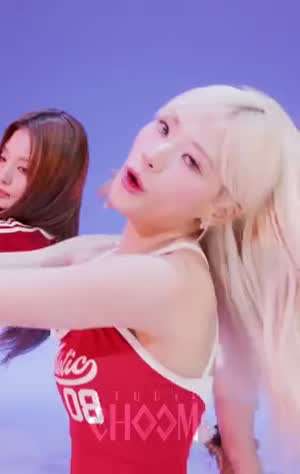 프로미스나인 박지원 바디 수트 위 흰핫팬츠.mp4