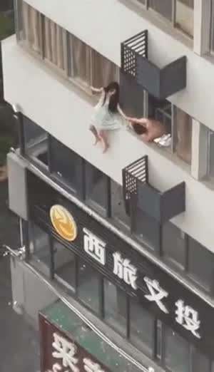 아파도 가리고 보는