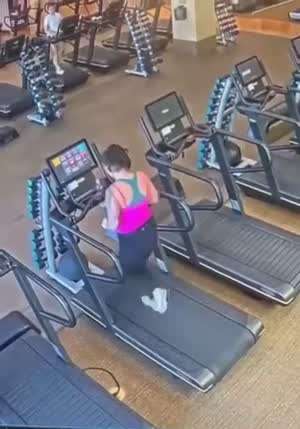 어느날 헬스클럽에서......