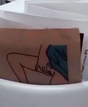 노린듯한 디자인