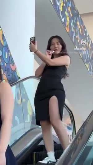 도망쳐, 그 남자는 안 돼!