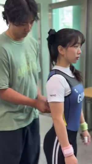 인스타에 찾은 귀엽게 생긴 역도선수 .mp4