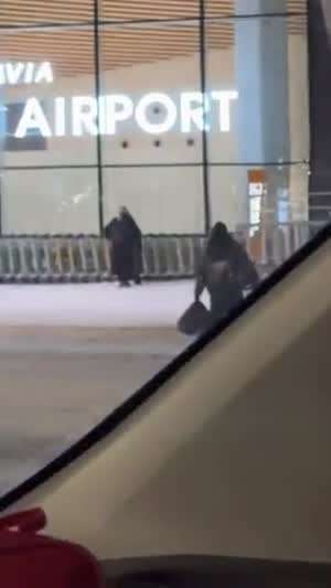 와 쓰바 디지게 아프겠는데