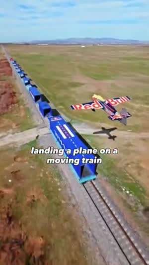 레드불 - 120km/h 로 달리는 화물기차 위에 착륙하기
