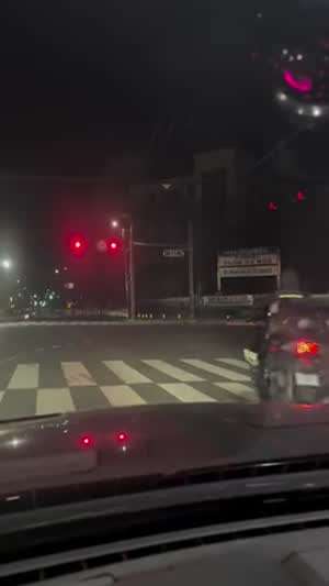 기사님.. 기사님.. 뭐하세요