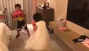 인정사정 안봐주는 남매간 복싱 대결